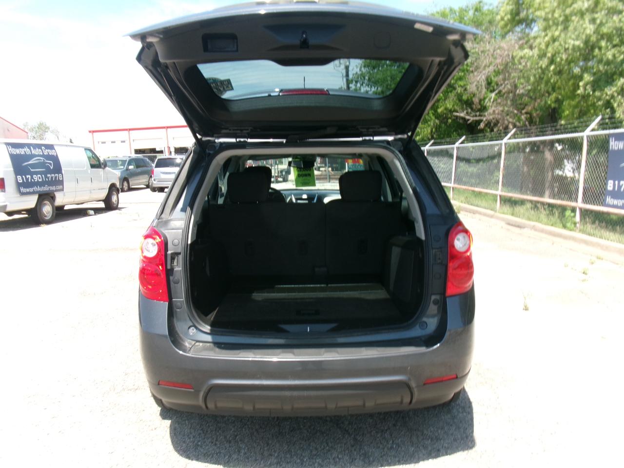 Chevrolet Equinox LS 2WD 2011