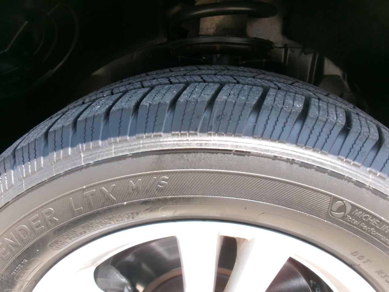 Chevrolet Equinox LS 2WD 2011