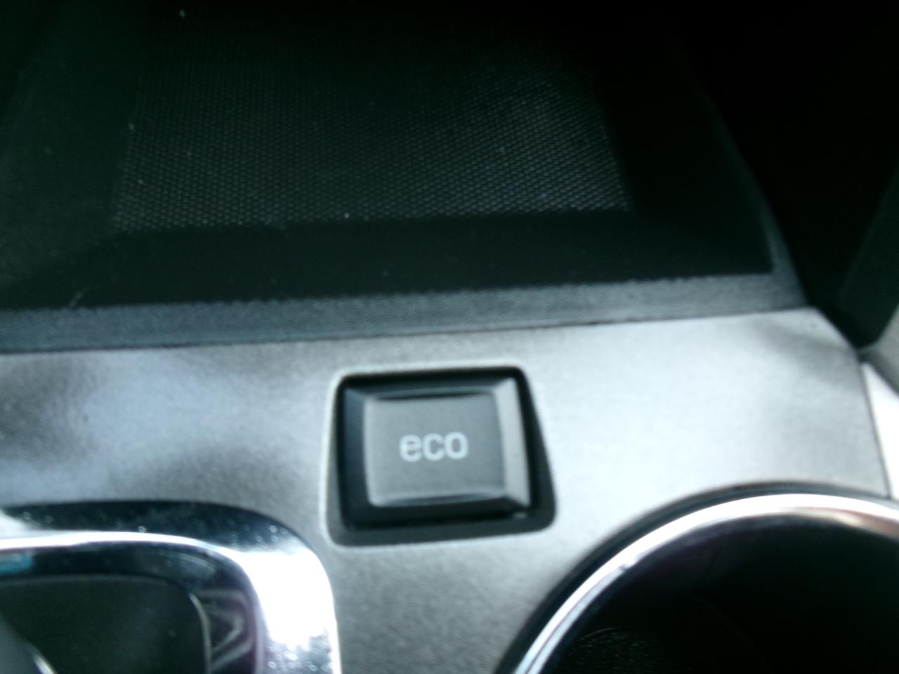 Chevrolet Equinox LS 2WD 2011