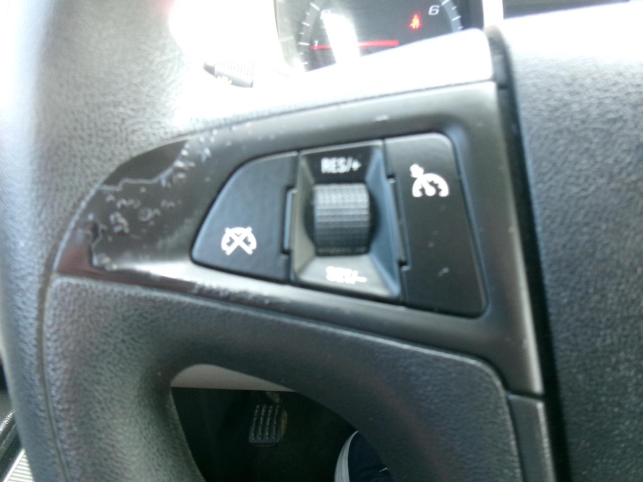 Chevrolet Equinox LS 2WD 2011