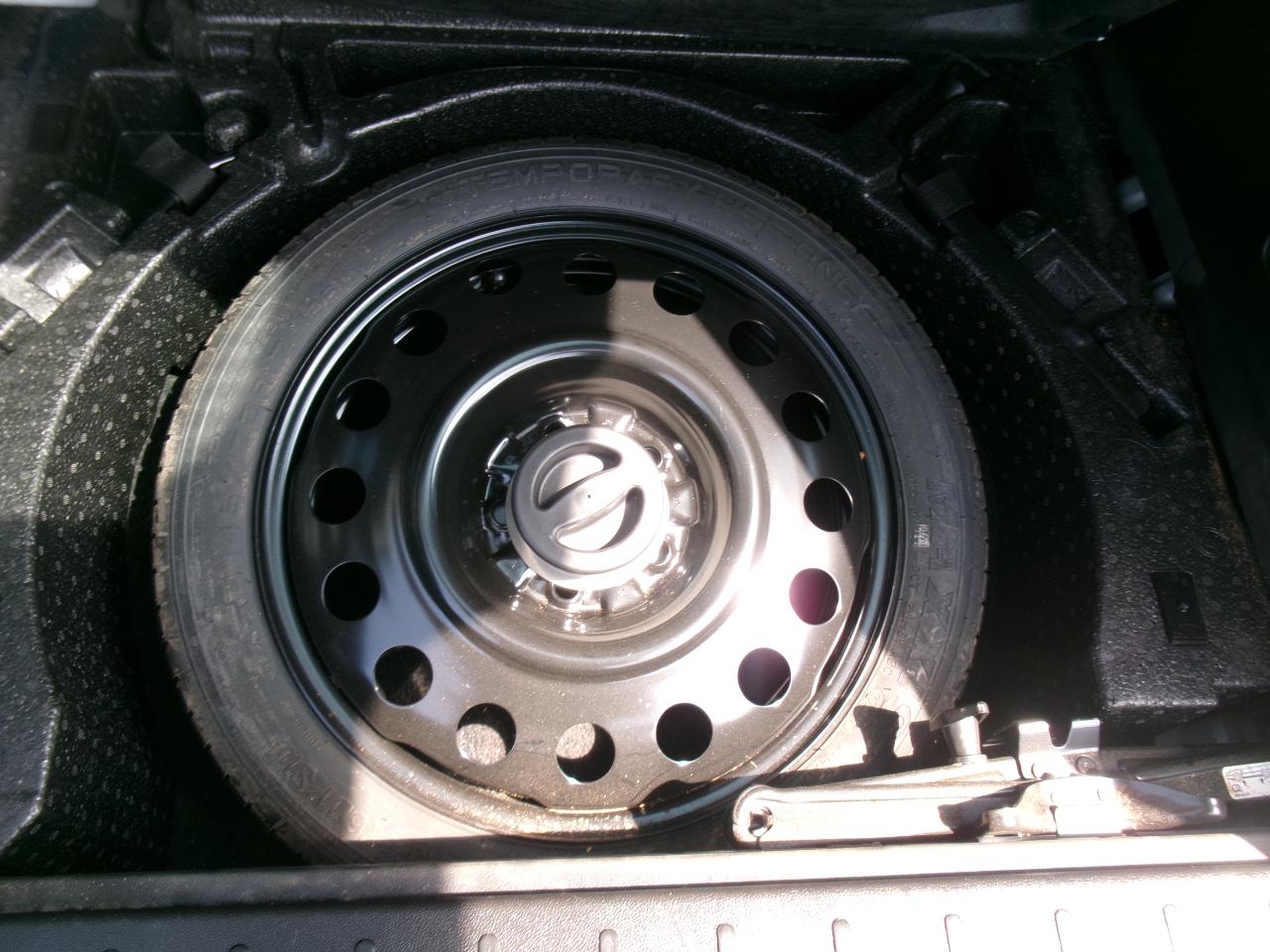 Chevrolet Equinox LS 2WD 2011