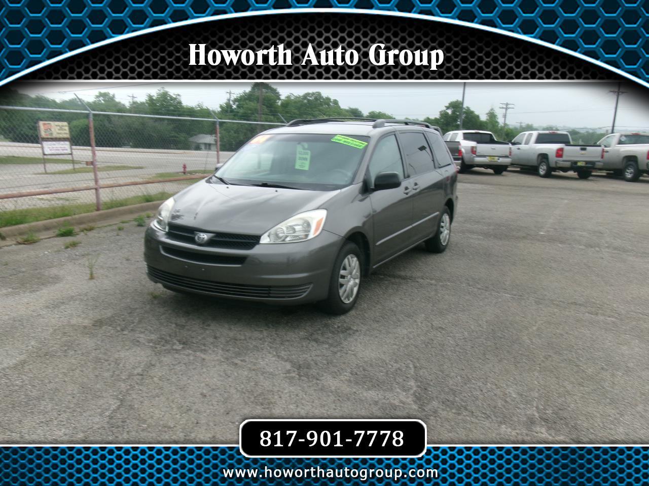 2004 Toyota Sienna LE - 7 Passenger