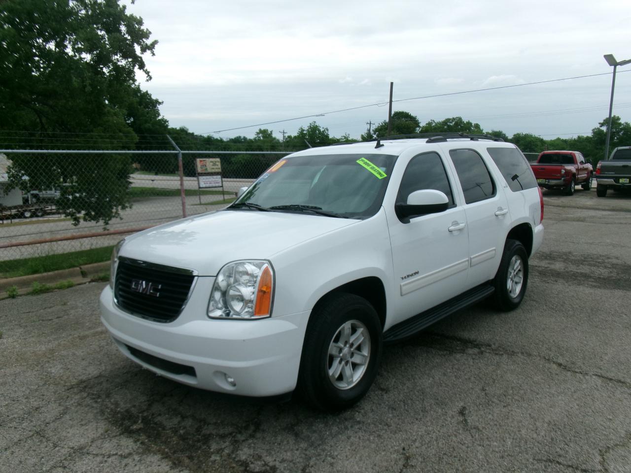 GMC Yukon SLT1 2WD 2010
