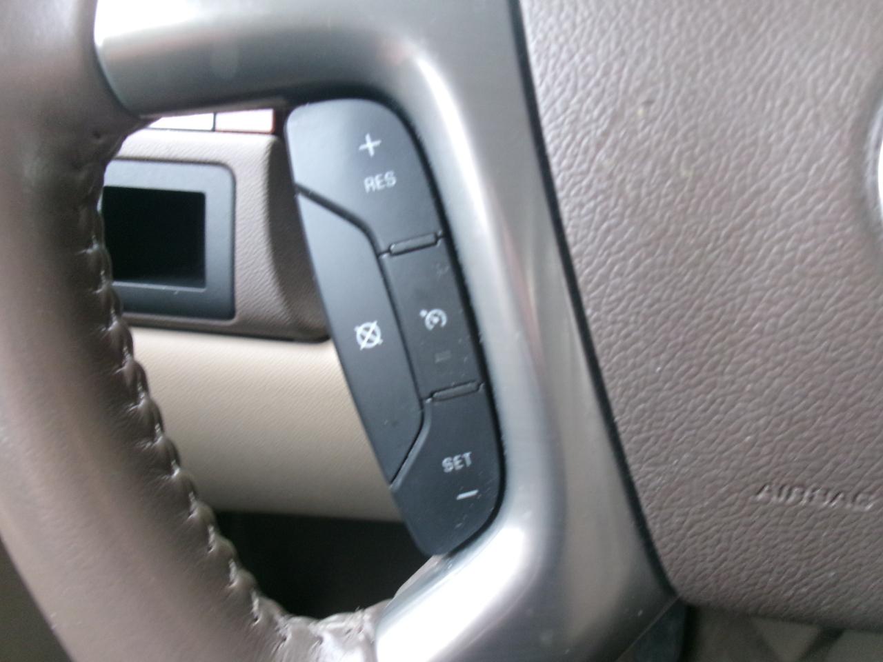 GMC Yukon SLT1 2WD 2010