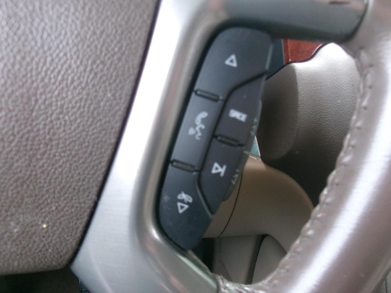 GMC Yukon SLT1 2WD 2010