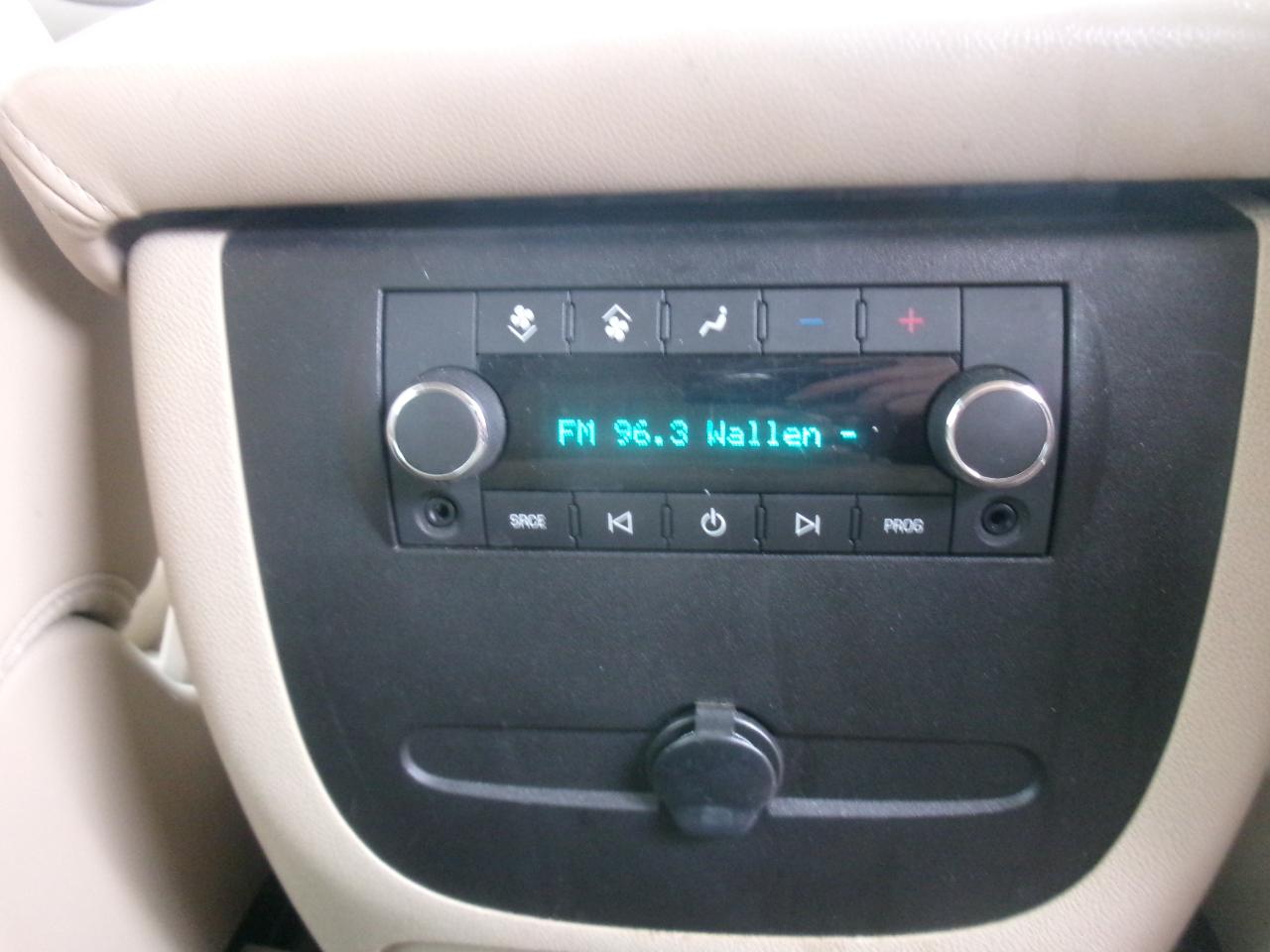GMC Yukon SLT1 2WD 2010