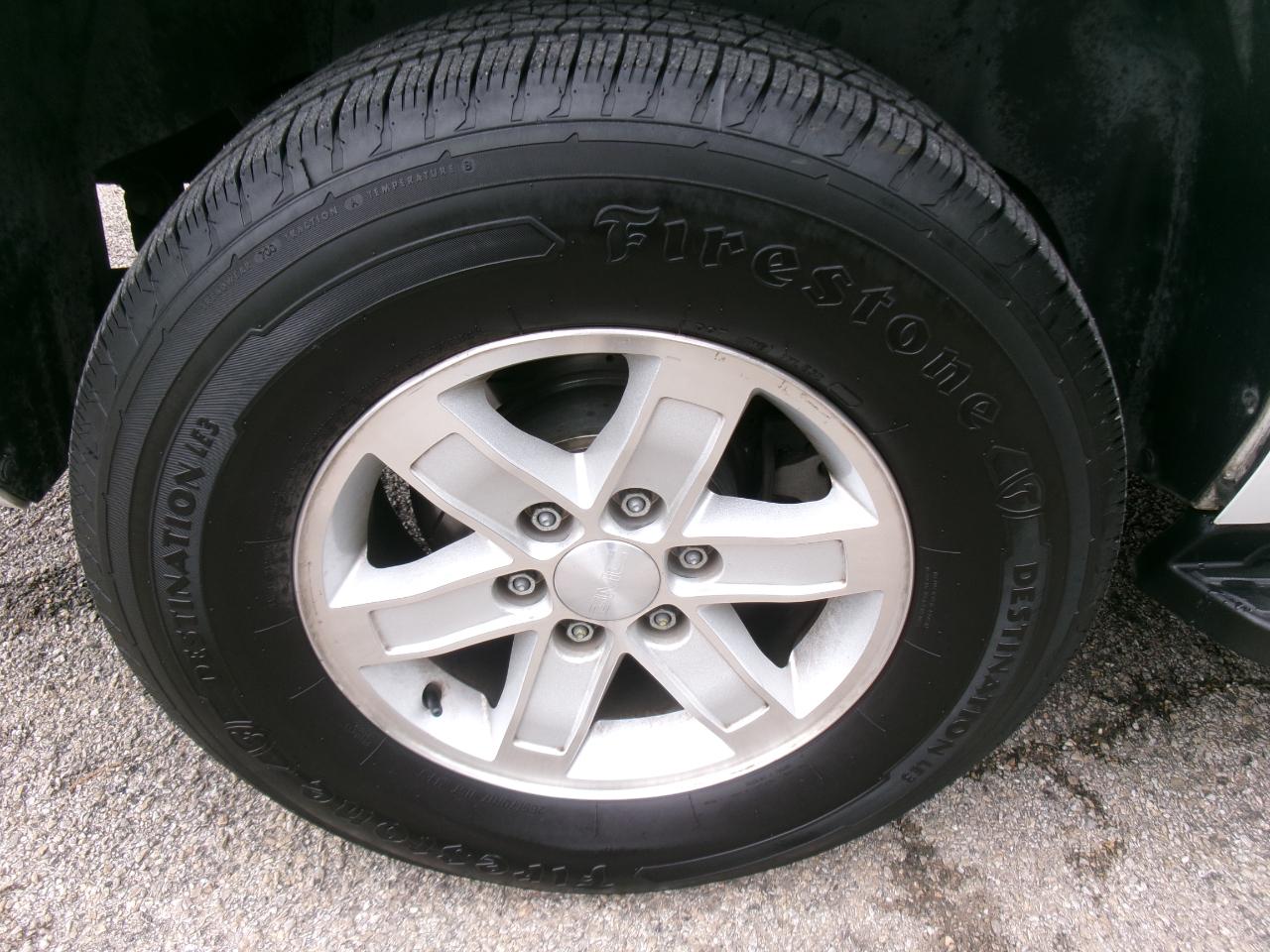 GMC Yukon SLT1 2WD 2010