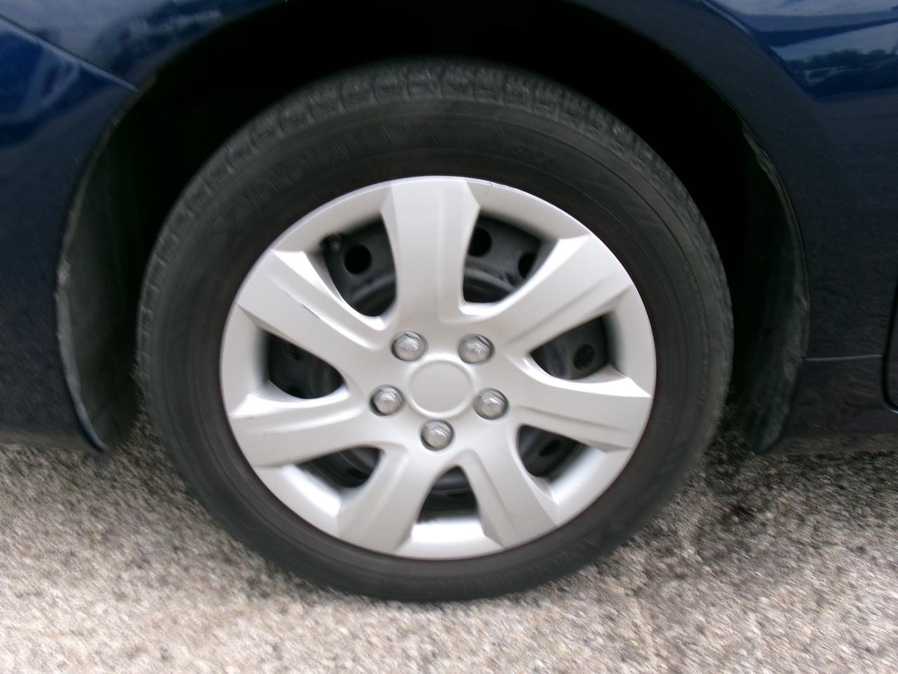Toyota Corolla LE 2013