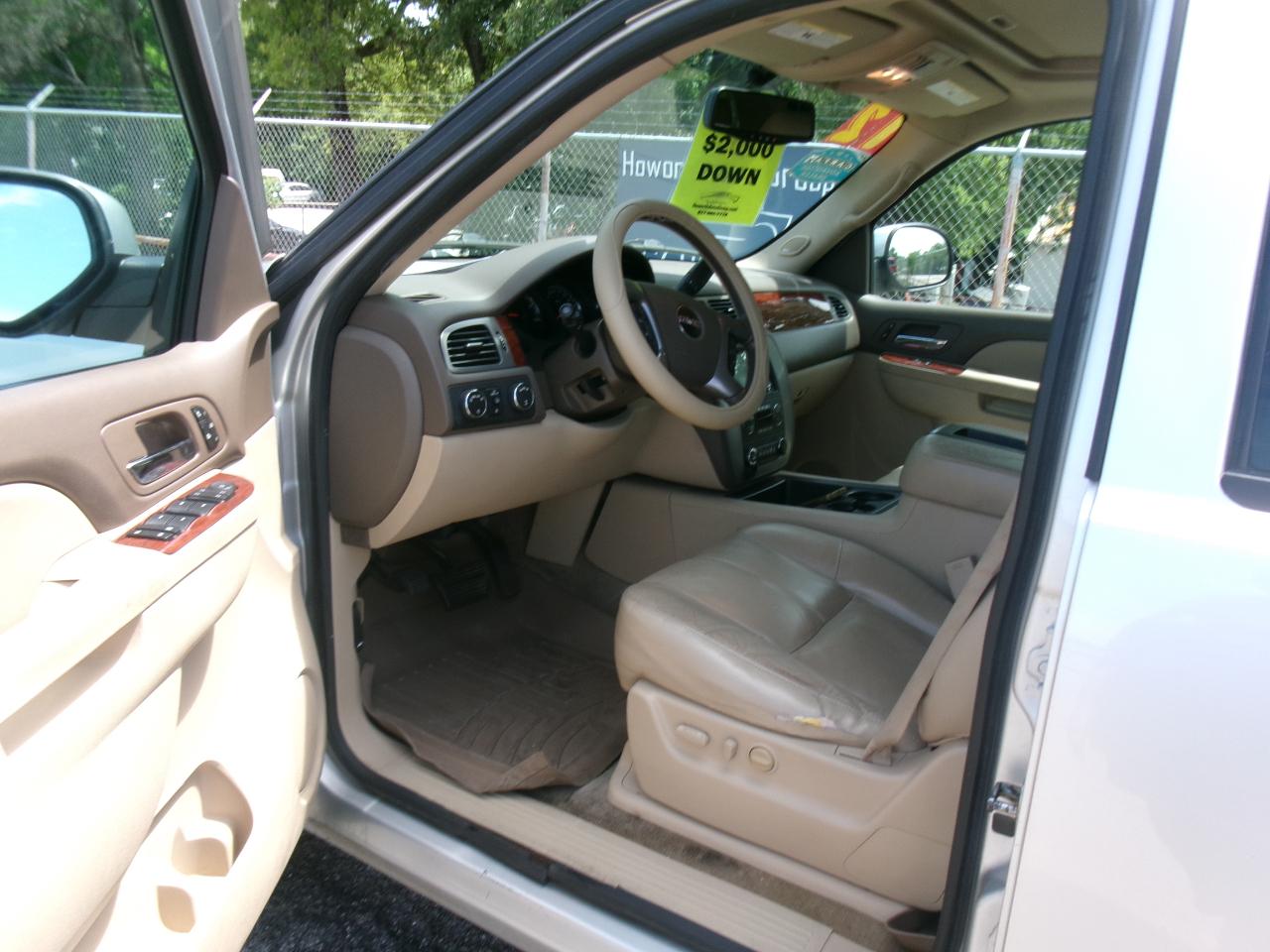 GMC Yukon SLT 4WD 2012