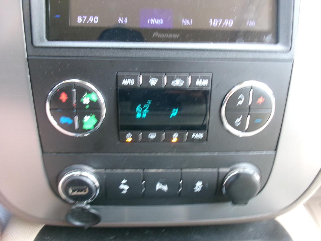 GMC Yukon SLT 4WD 2012