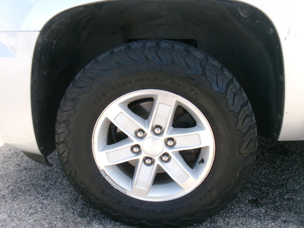 GMC Yukon SLT 4WD 2012