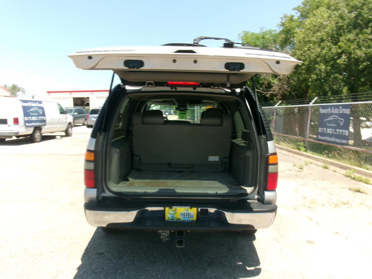 Chevrolet Suburban LT 2004