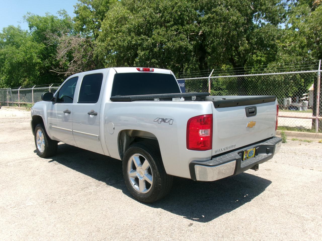 Chevrolet Silverado 1500 LT Crew Cab 4WD 2012