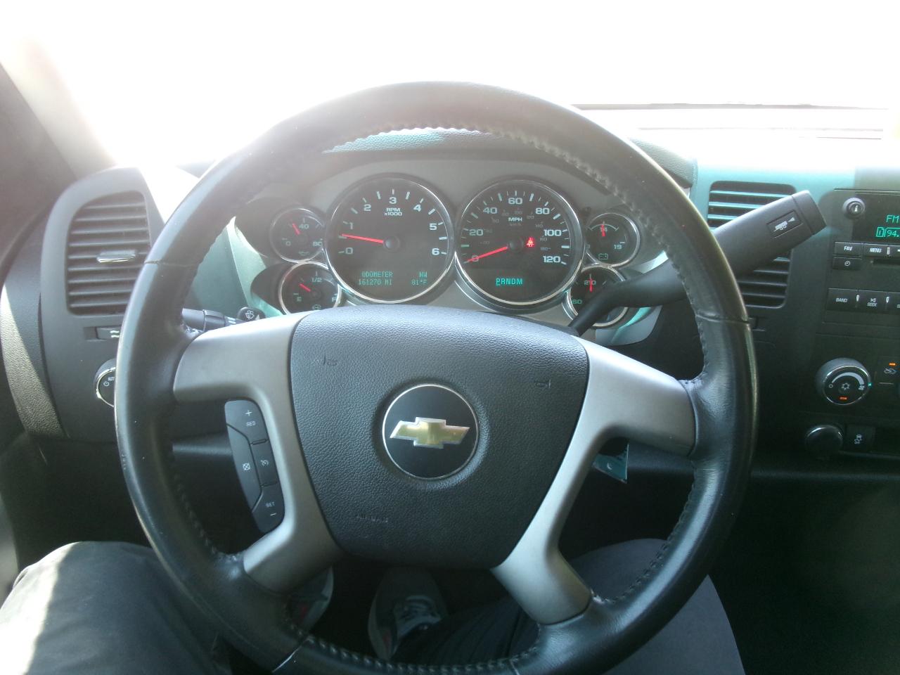 Chevrolet Silverado 1500 LT Crew Cab 4WD 2012