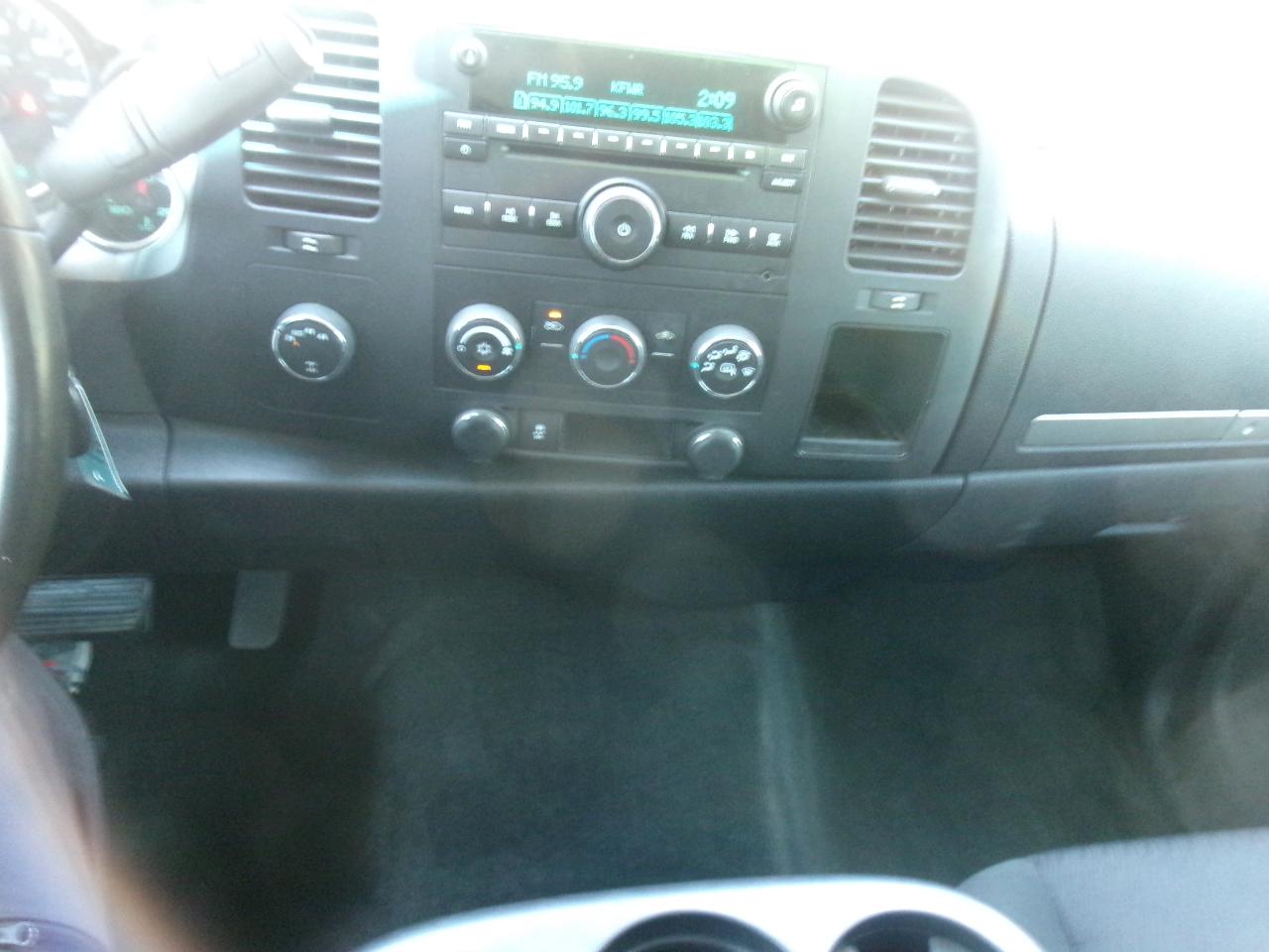 Chevrolet Silverado 1500 LT Crew Cab 4WD 2012