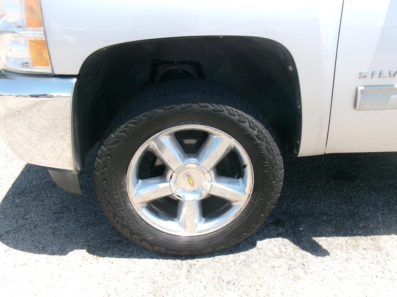 Chevrolet Silverado 1500 LT Crew Cab 4WD 2012