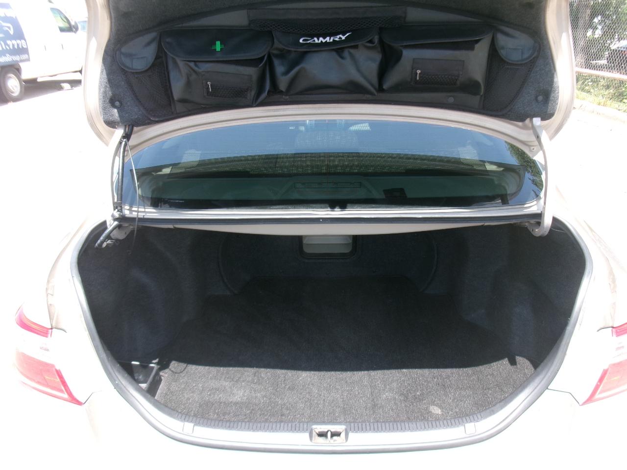 Toyota Camry XLE V6 2008