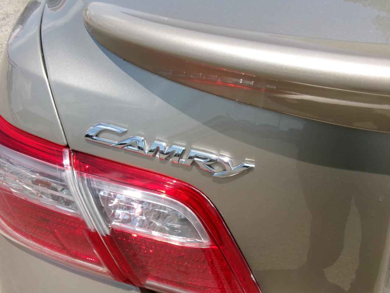 Toyota Camry XLE V6 2008