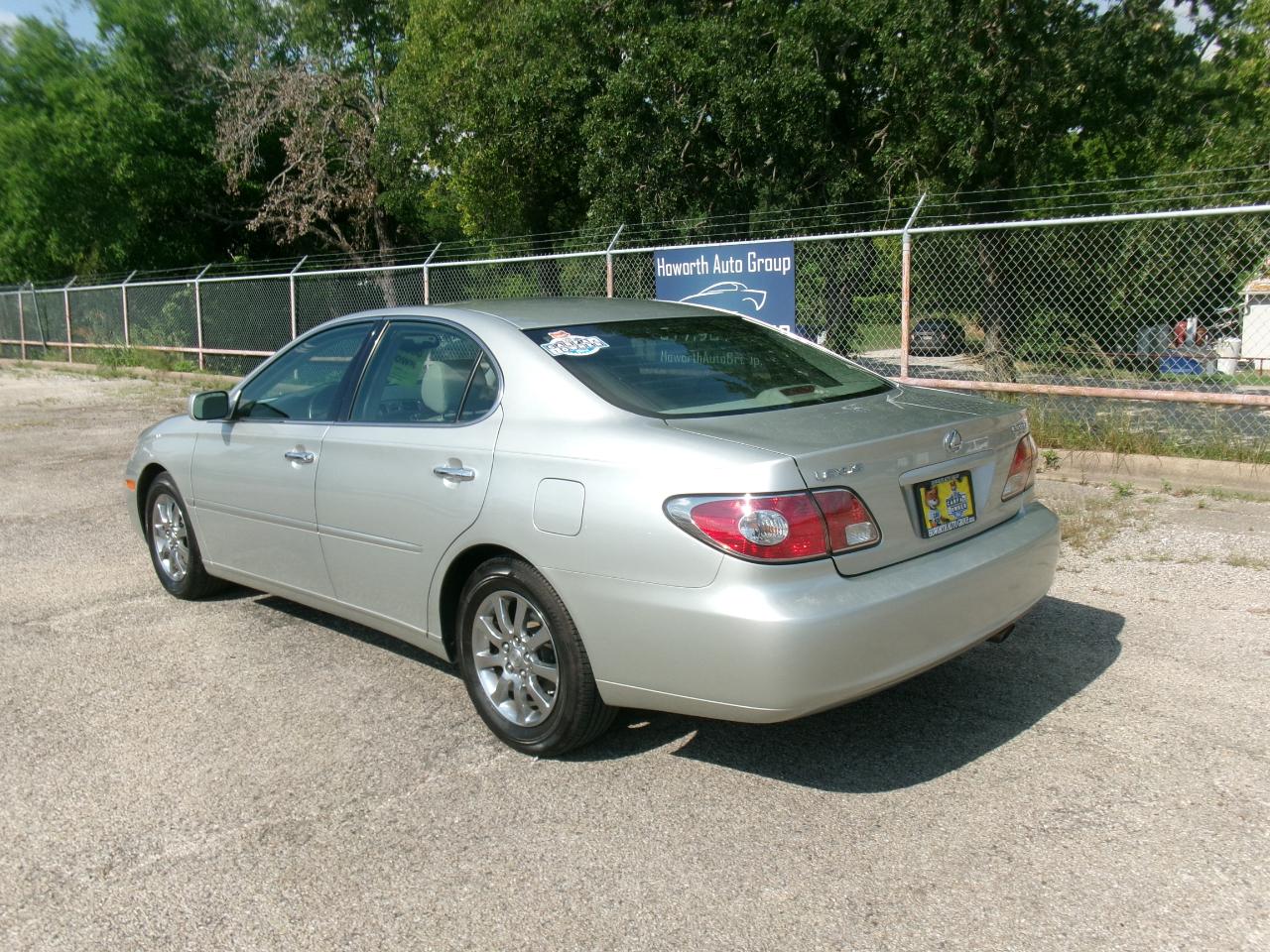 Lexus ES 330 Sedan 2004