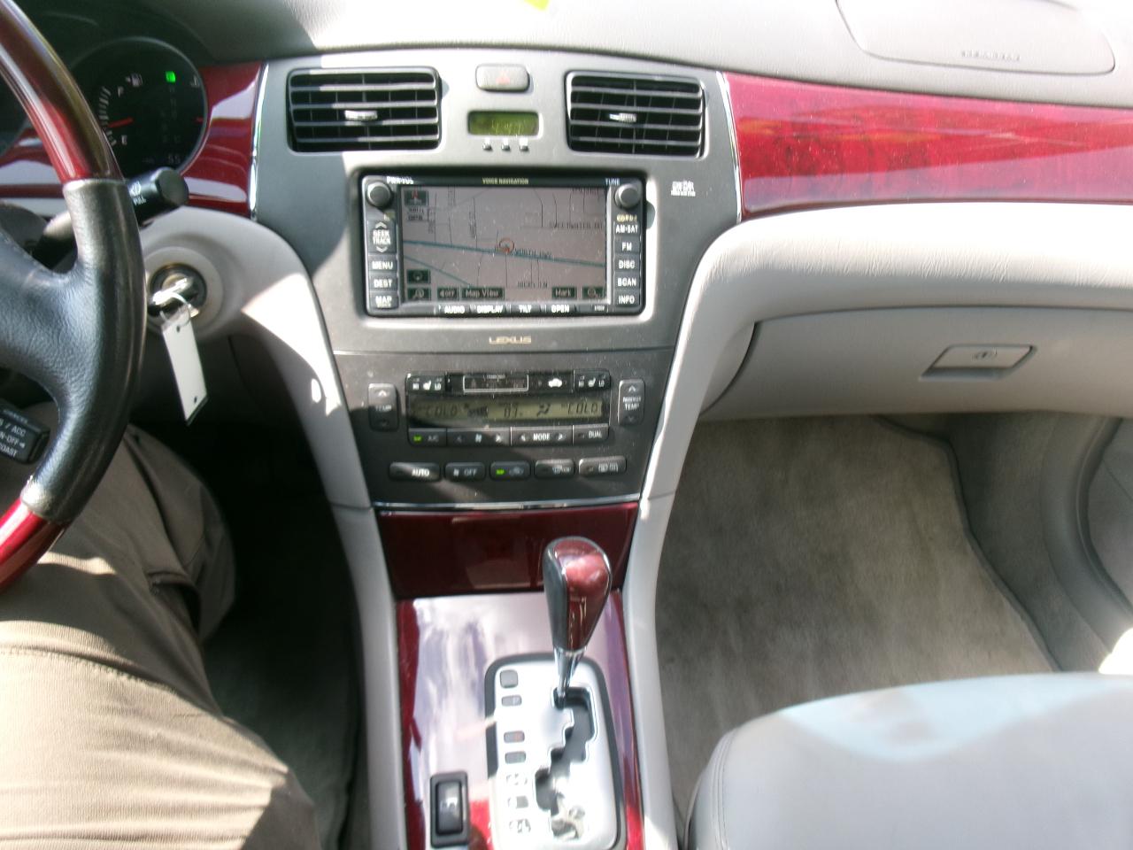 Lexus ES 330 Sedan 2004