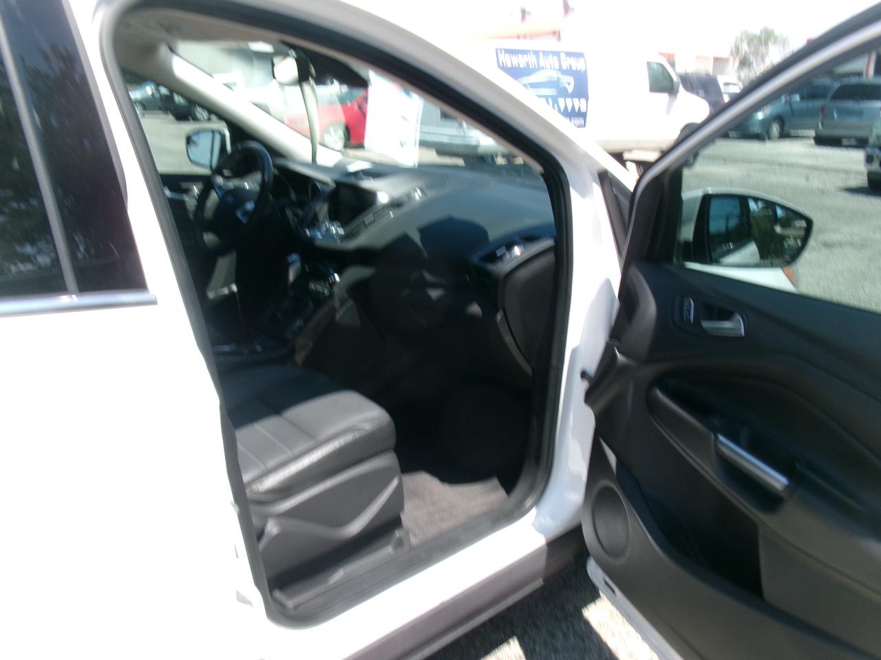 Ford Escape Titanium FWD 2014