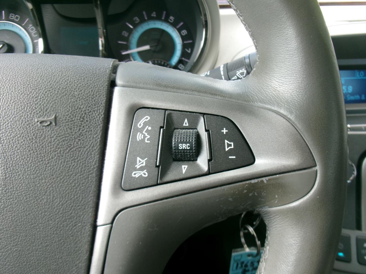 Buick LaCrosse CX 2010