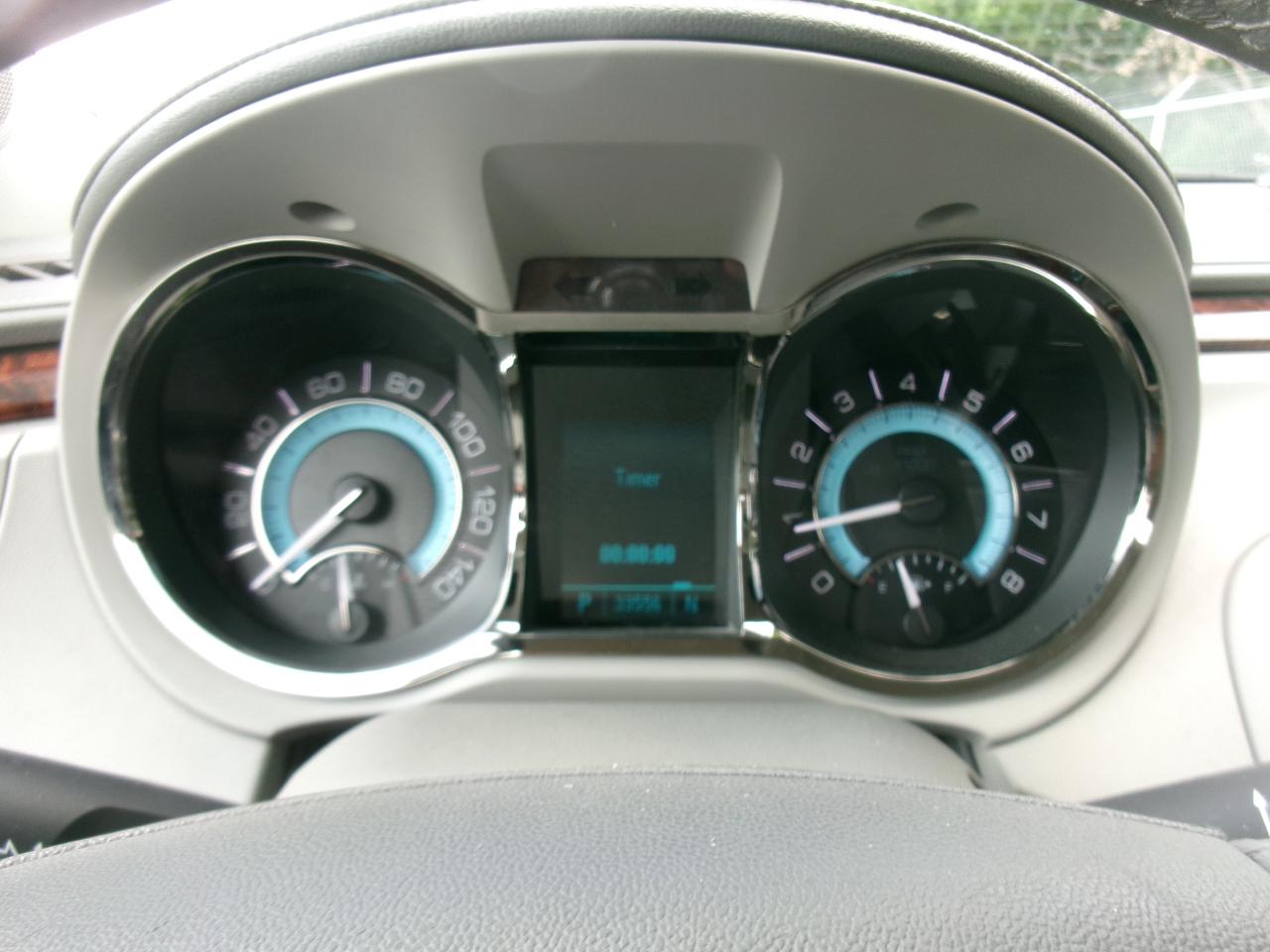 Buick LaCrosse CX 2010