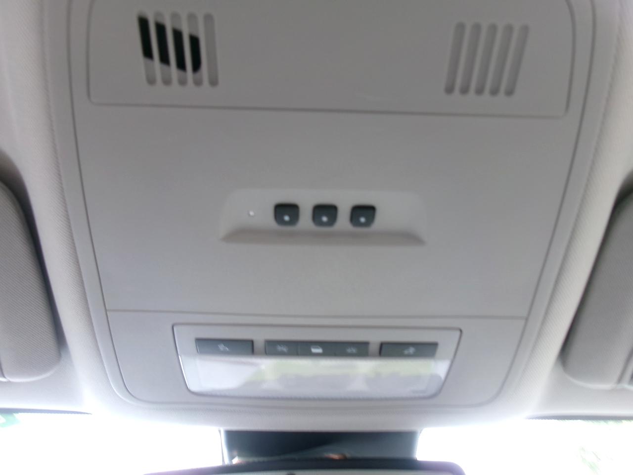 Buick LaCrosse CX 2010