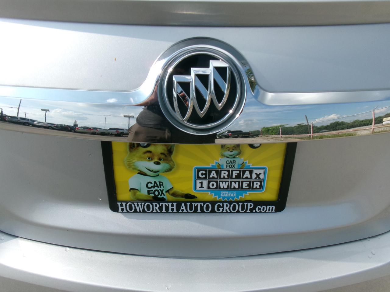 Buick LaCrosse CX 2010