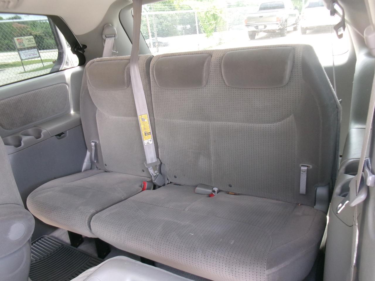 Toyota Sienna  2008