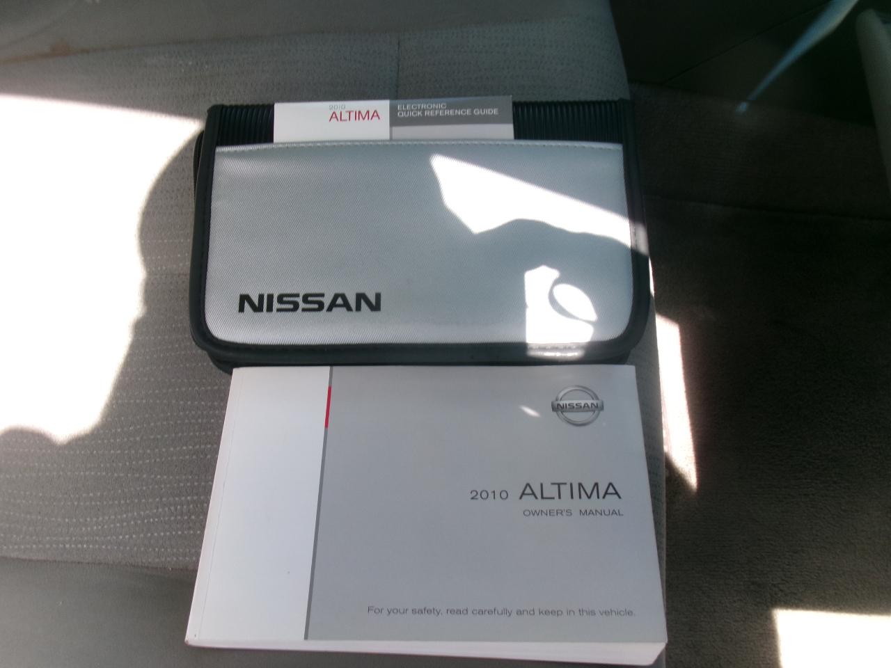Nissan Altima 2.5 S 2010