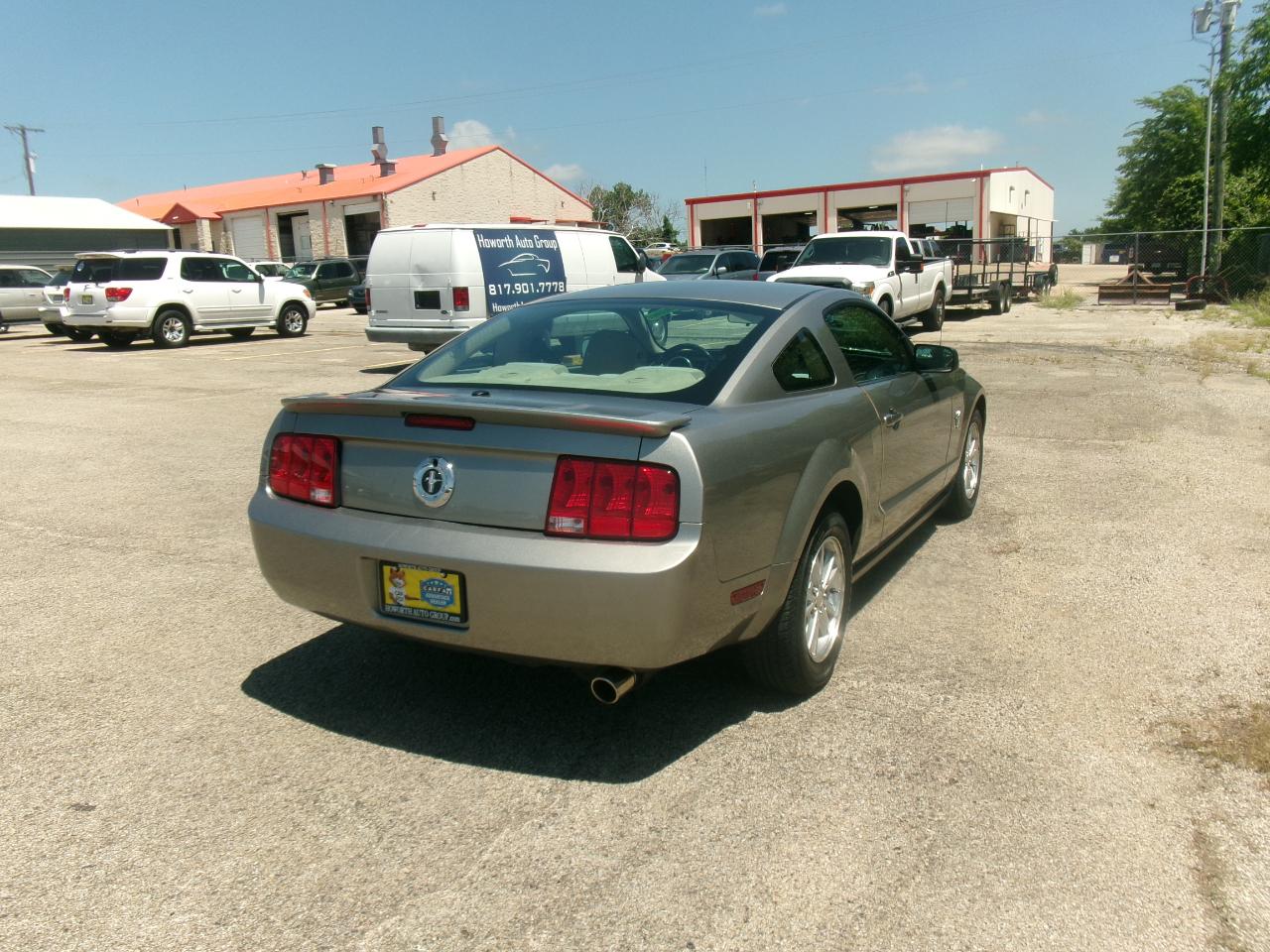Ford Mustang V6 Premium Coupe 2009