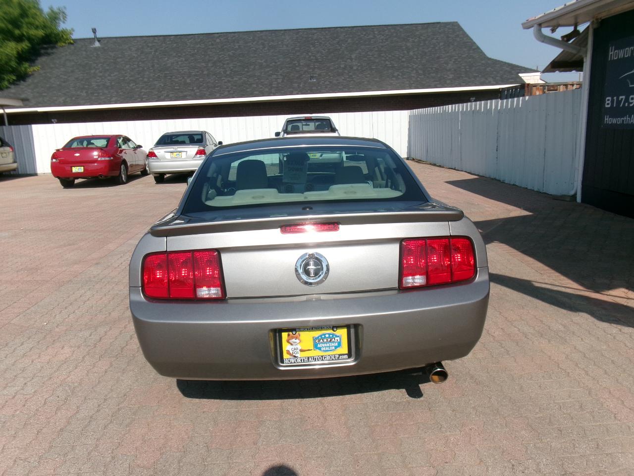 Ford Mustang V6 Premium Coupe 2009