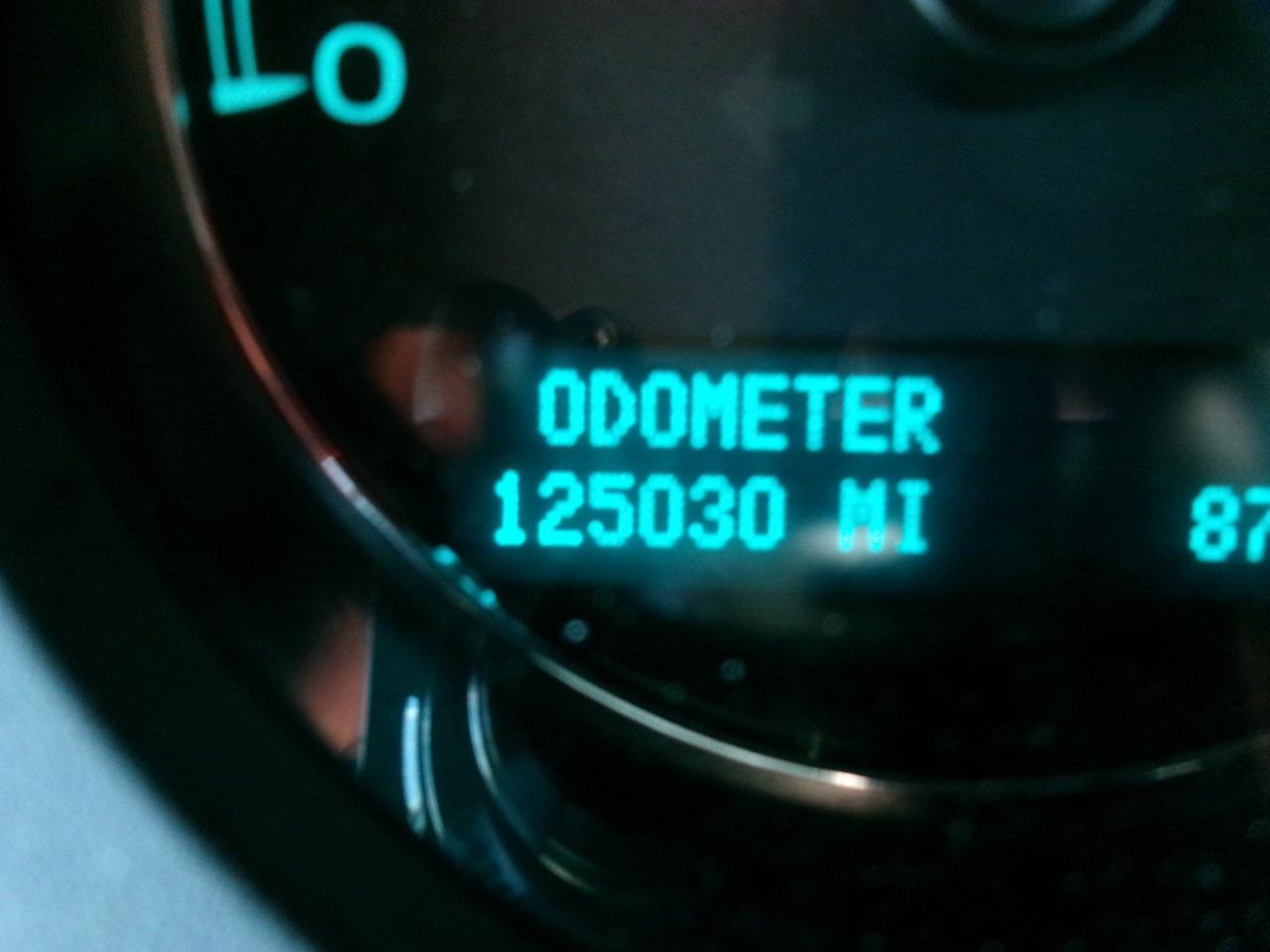 GMC Yukon Denali XL AWD 2010