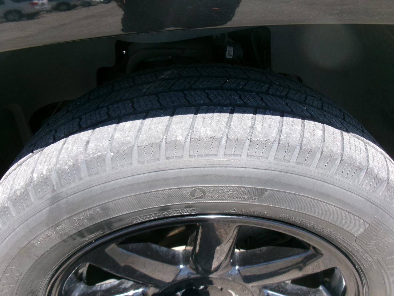 GMC Yukon Denali XL AWD 2010
