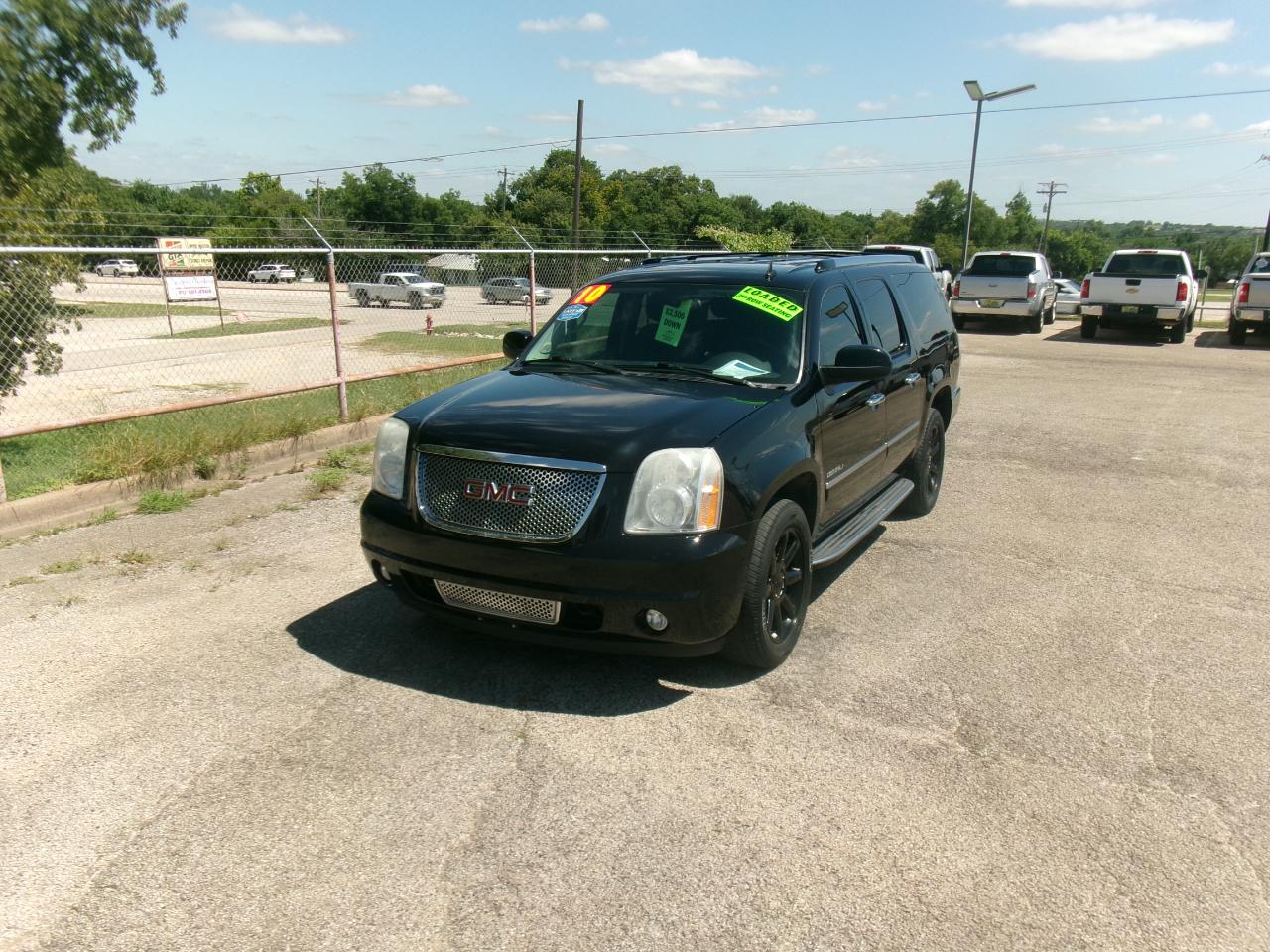 GMC Yukon Denali XL AWD 2010