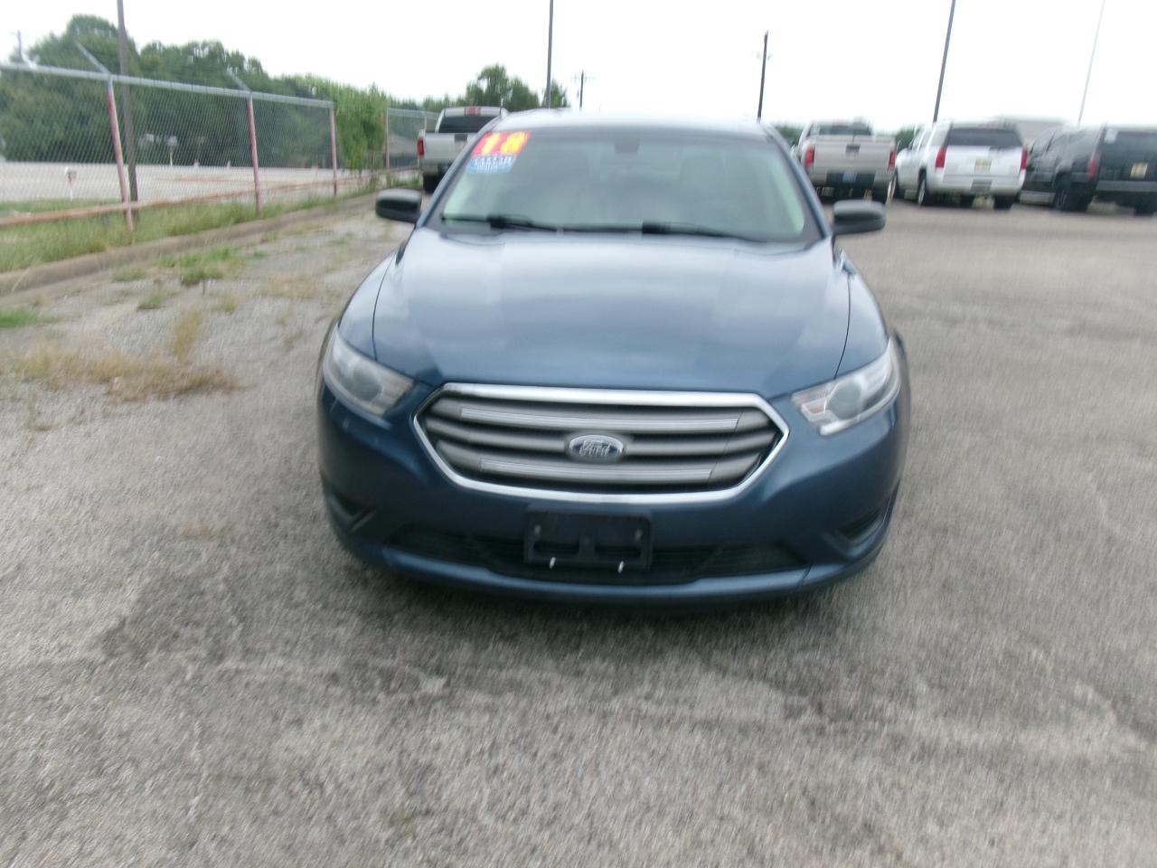 Ford Taurus SE FWD 2018