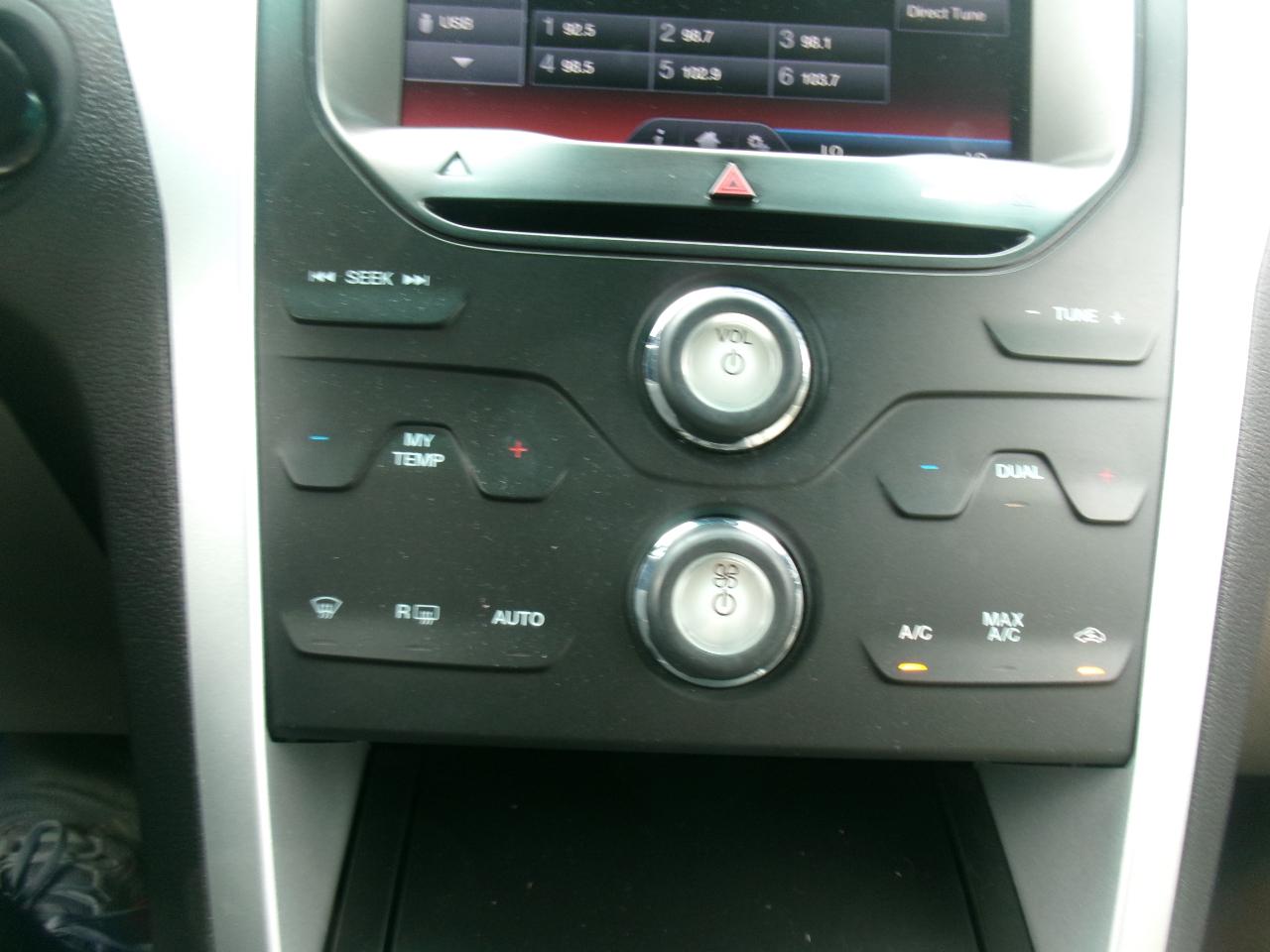 Ford Explorer XLT FWD 2015