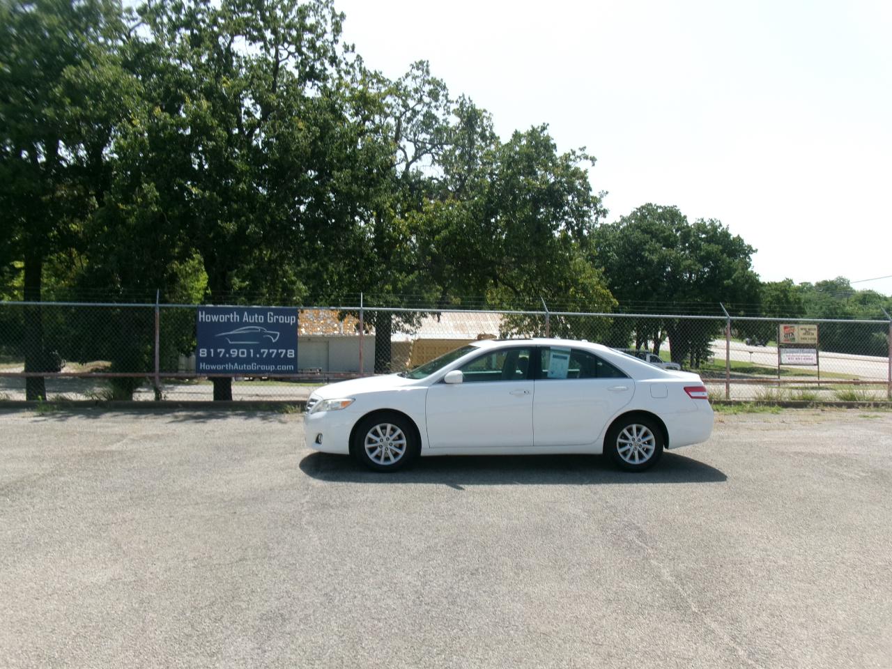 Toyota Camry XLE 2011