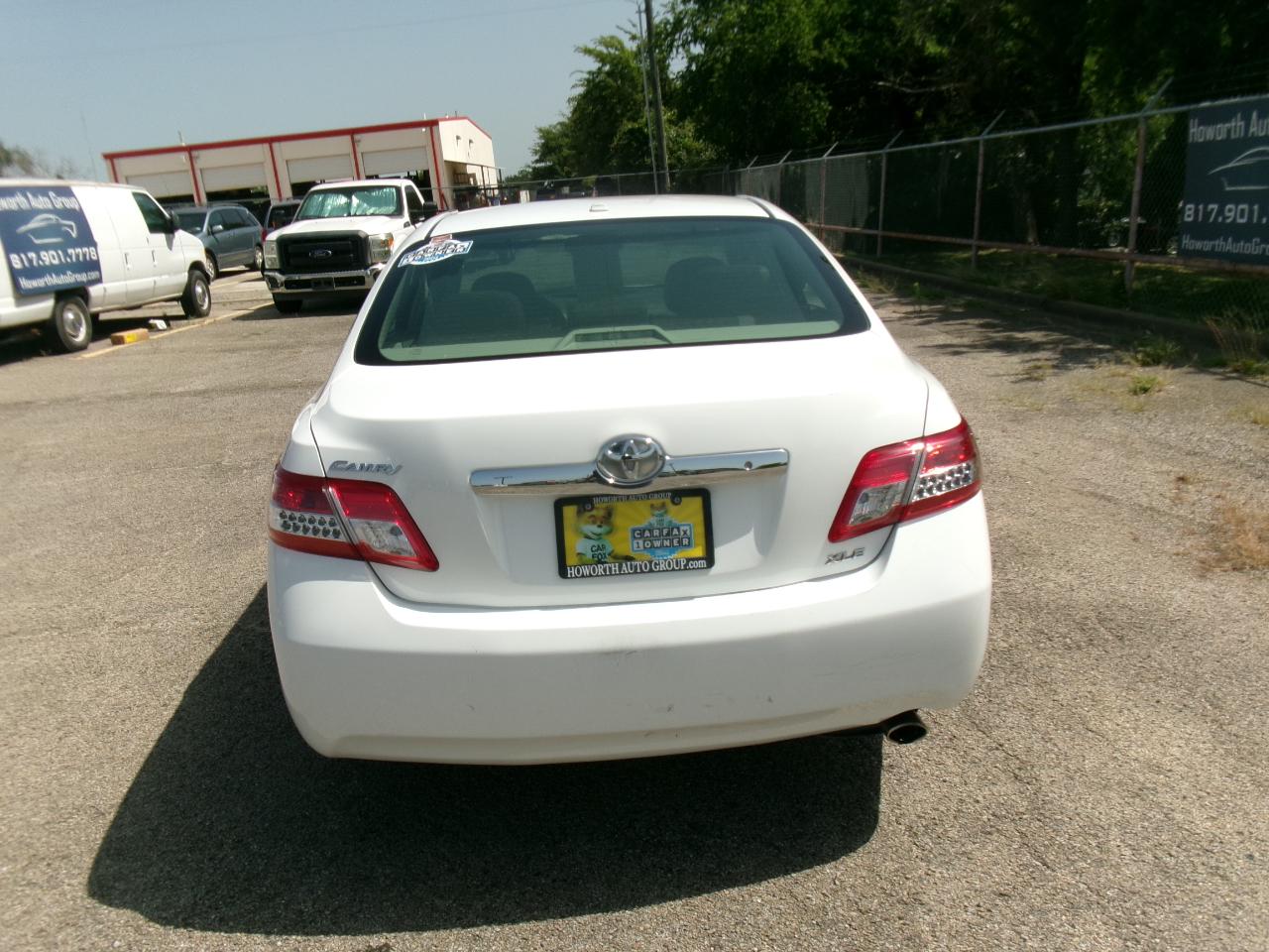 Toyota Camry XLE 2011