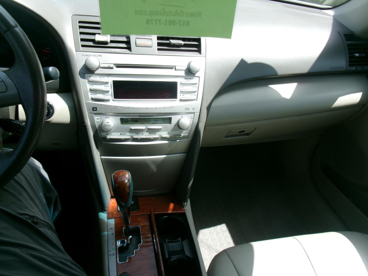 Toyota Camry XLE 2011