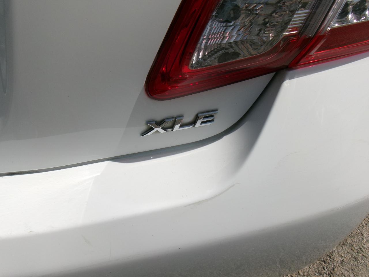 Toyota Camry XLE 2011