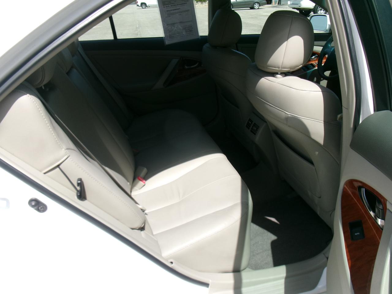 Toyota Camry XLE 2011