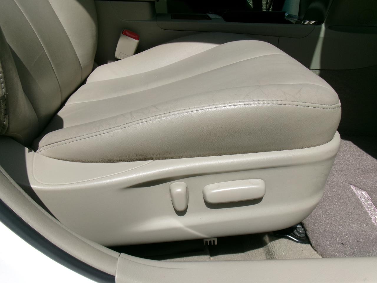 Toyota Camry XLE 2011