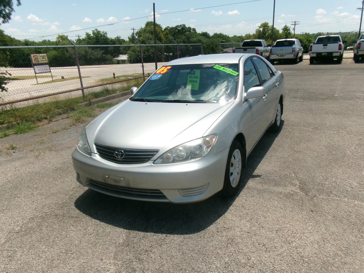 Toyota Camry LE 2005