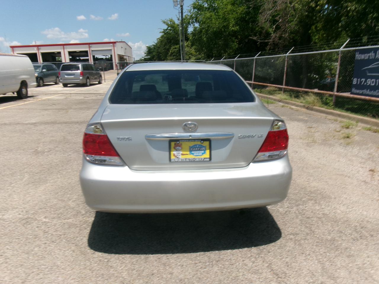 Toyota Camry LE 2005