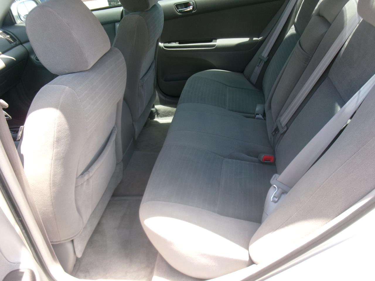 Toyota Camry LE 2005