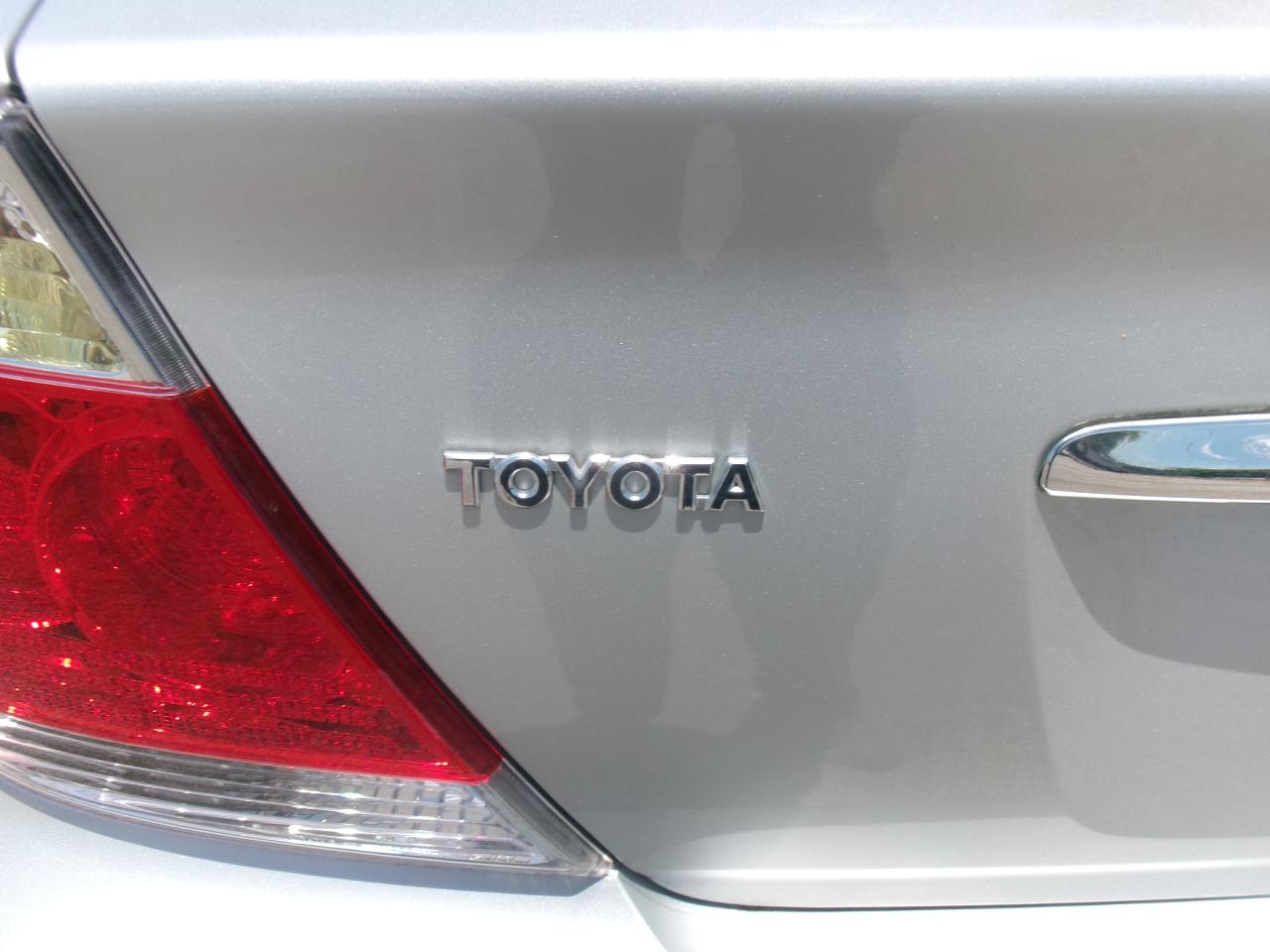 Toyota Camry LE 2005