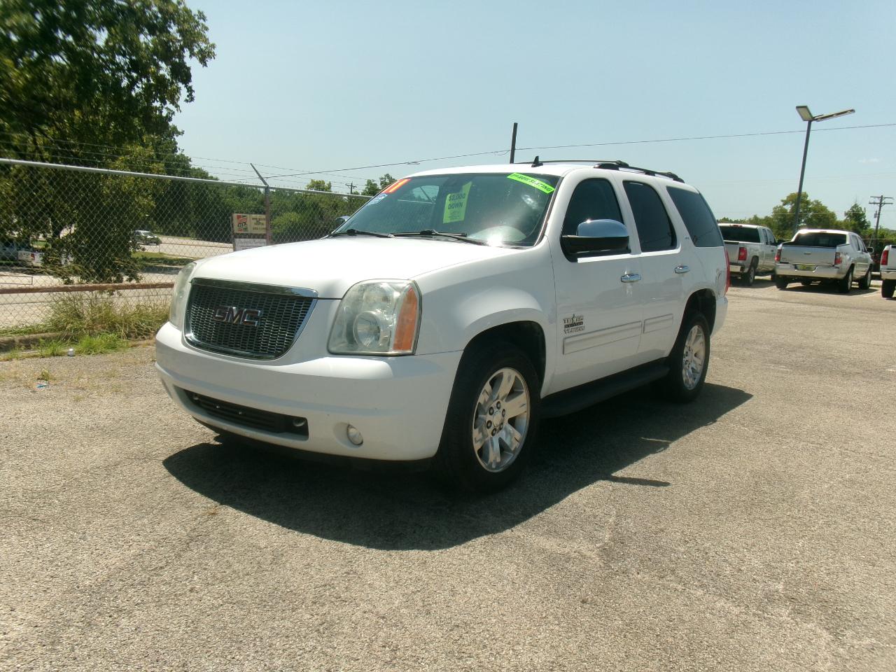 GMC Yukon SLT1 2WD 2011