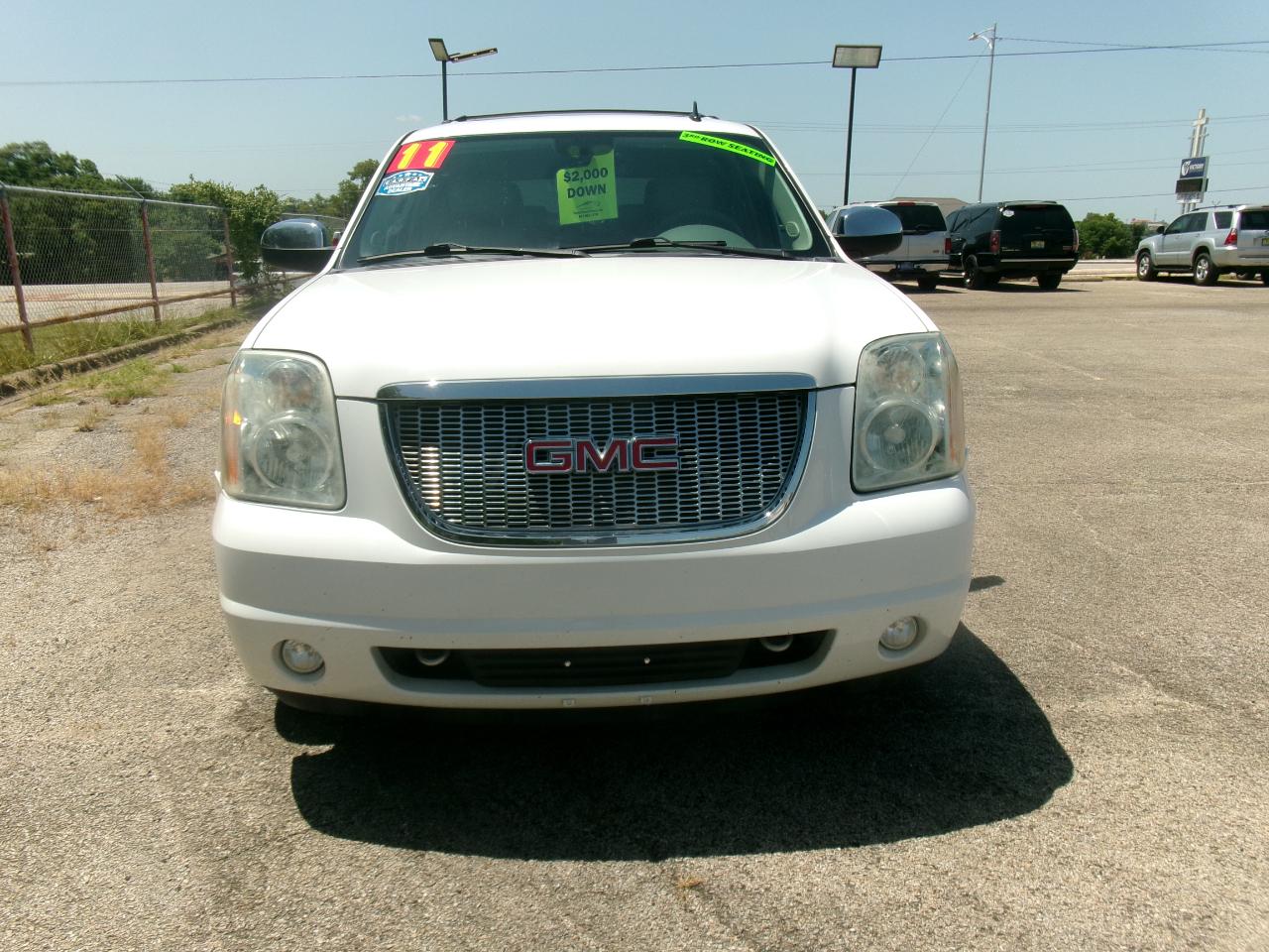 GMC Yukon SLT1 2WD 2011